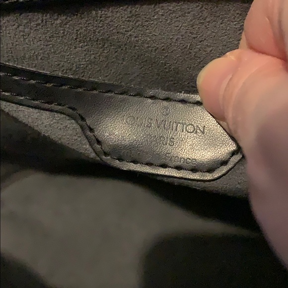 💕LOUIS VUITTON BEAUTIFUL BAG💕 - Picture 9 of 11